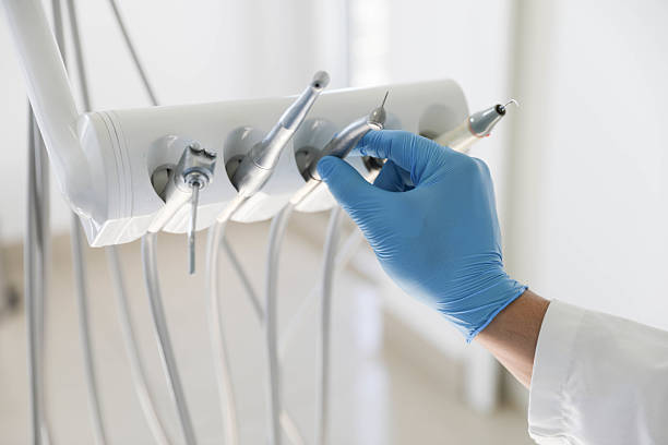 Professional Emergency Dentist technician working in Ohioville, PA